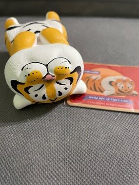 AUTHENTIC Panghu Xiaohu Daily Life by 52Toys - Belly Up Nap